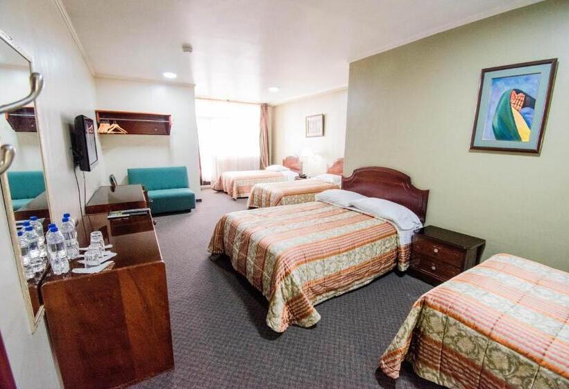 اتاق استاندارد چهار تخته, Grand Hotel Loja