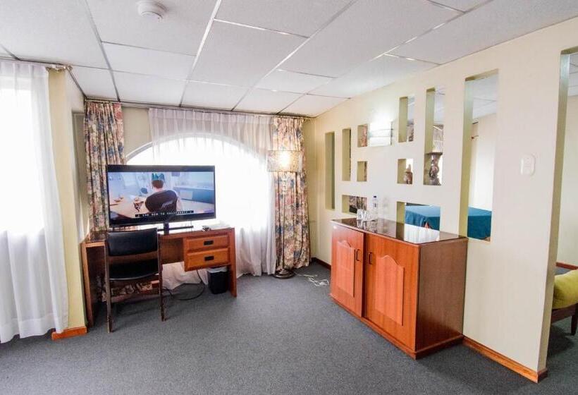 سوییت اجرایی, Grand Hotel Loja