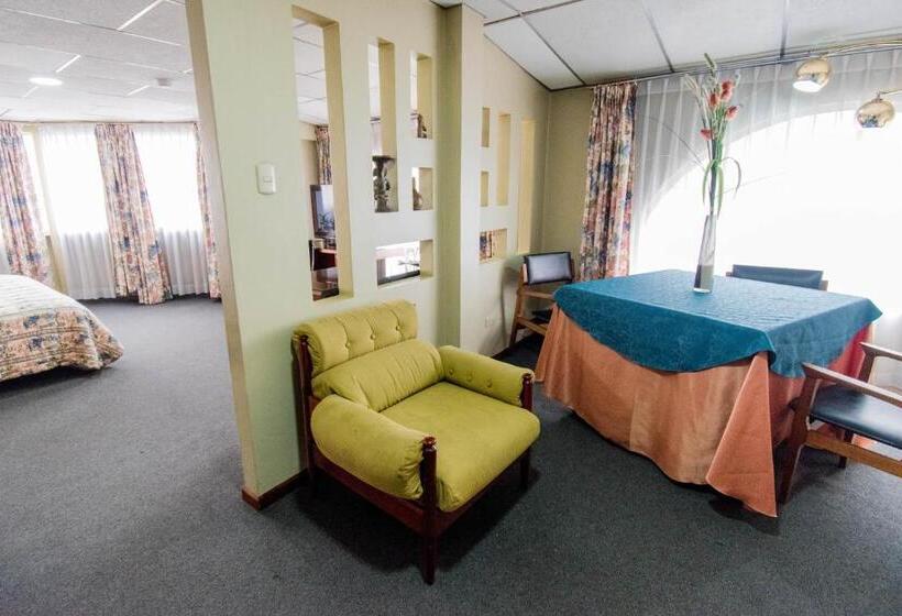 سوییت اجرایی, Grand Hotel Loja