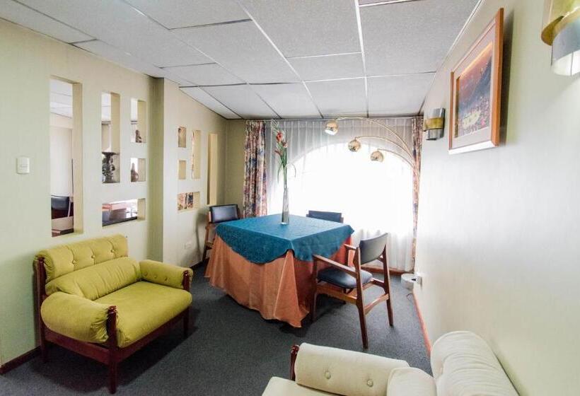 سوییت اجرایی, Grand Hotel Loja