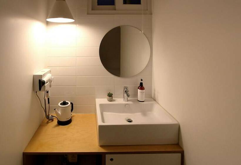 スタンダードシングルルーム, Hostel Haru