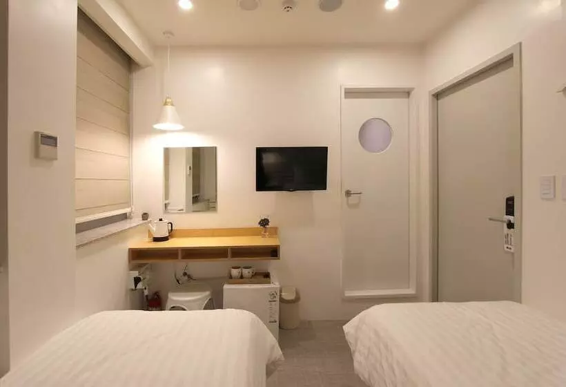اتاق استاندارد, Hostel Haru