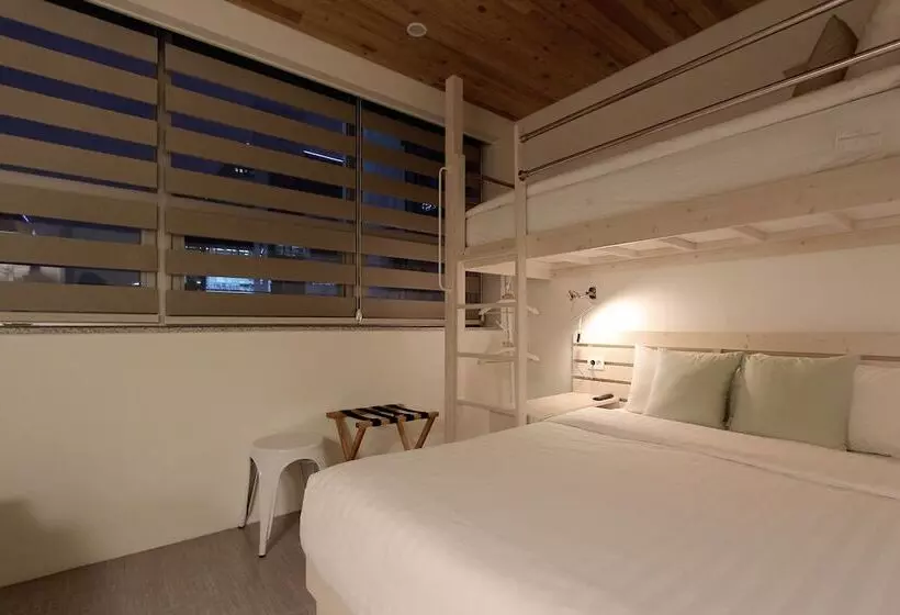 اتاق استاندارد, Hostel Haru