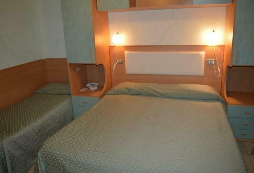 Номер Стандарт Трехместный, Arlecchino