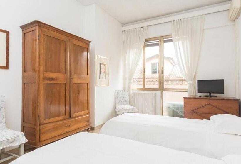 غرفة قياسية مع حمام خارجي, Cristina Rossi Bed & Breakfast