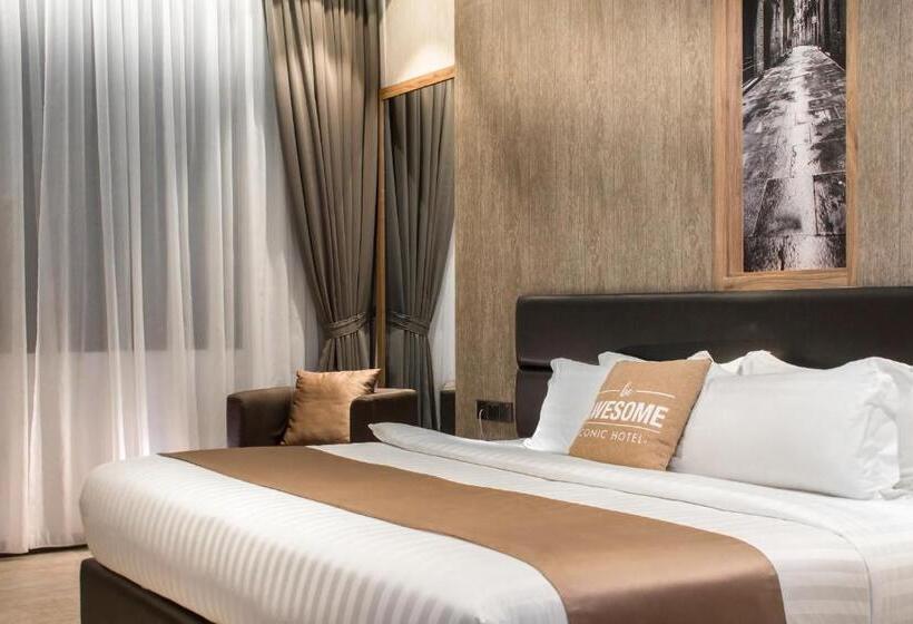 إستوديو قياسى, Iconic Hotel Penang