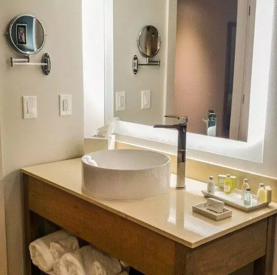Standard-huone 2 Parivuodetta, Margaritaville Resort Biloxi
