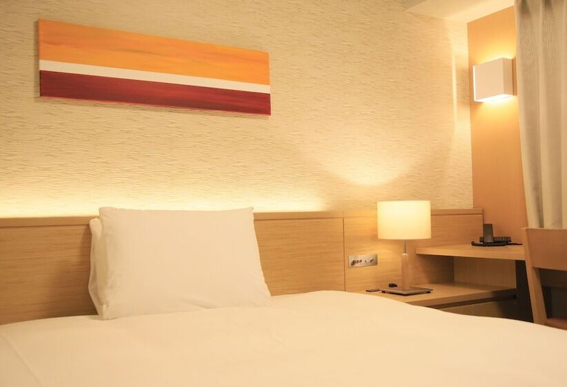 Номер Стандарт, Richmond Hotel Nagoya Shinkansen Guchi