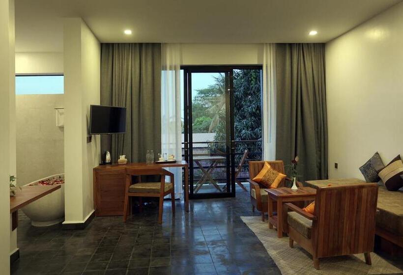 اتاق لوکس با بالکن, Sam So Boutique Villa