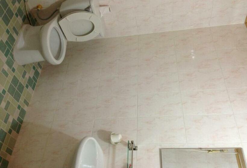 Семейный Номер, The Bright Lotus Guesthouse