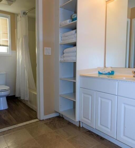 Suite, The White Sands Resort And Spa