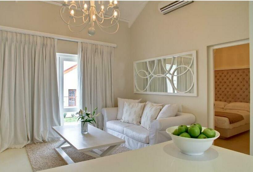 جناح غرفتين نوم, Homestead Villas