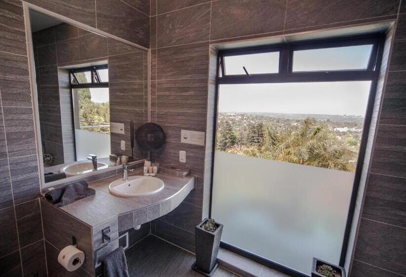 Номер Deluxe с Балконом, Over The Moon Guesthouse