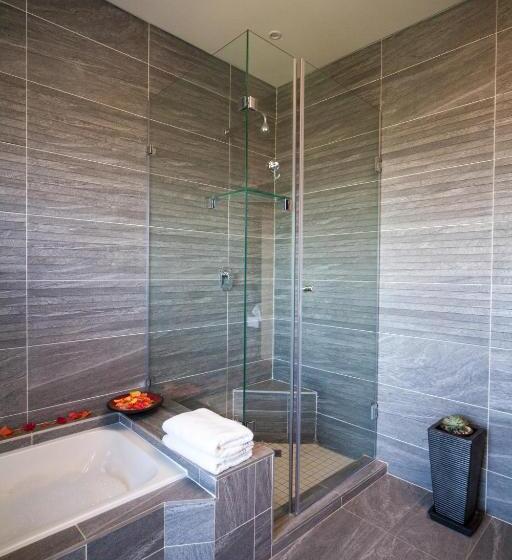 Quarto Deluxe com Sacada, Over The Moon Guesthouse