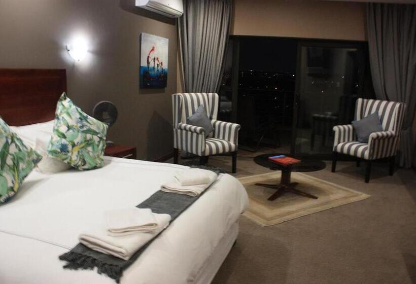 Quarto Deluxe com Sacada, Over The Moon Guesthouse