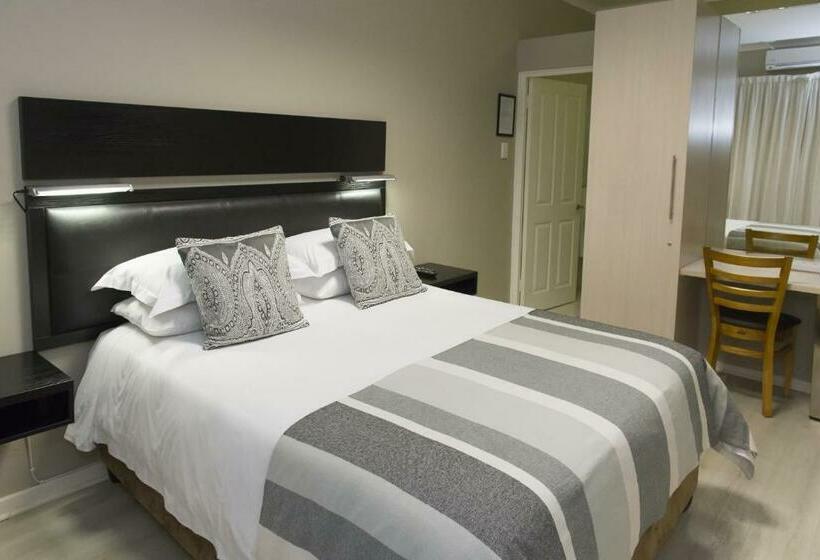 Номер Deluxe Кровать Куин, The Suburban Guest House