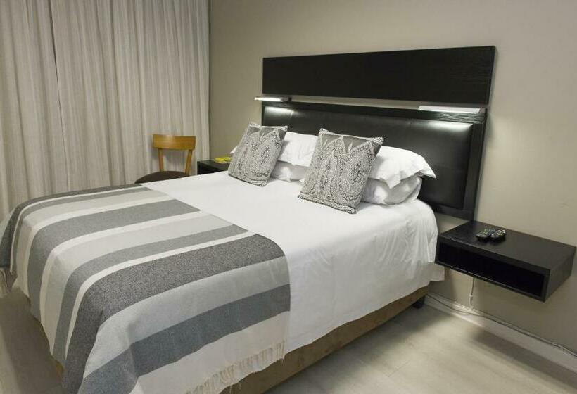 חדר דלוקס מיטת קווין, The Suburban Guest House