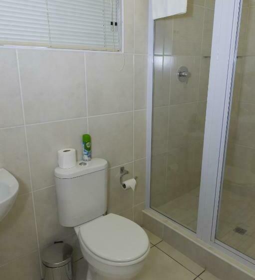 Номер Deluxe Кровать Куин, The Suburban Guest House