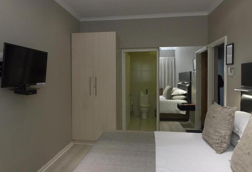 חדר דלוקס מיטת קווין, The Suburban Guest House