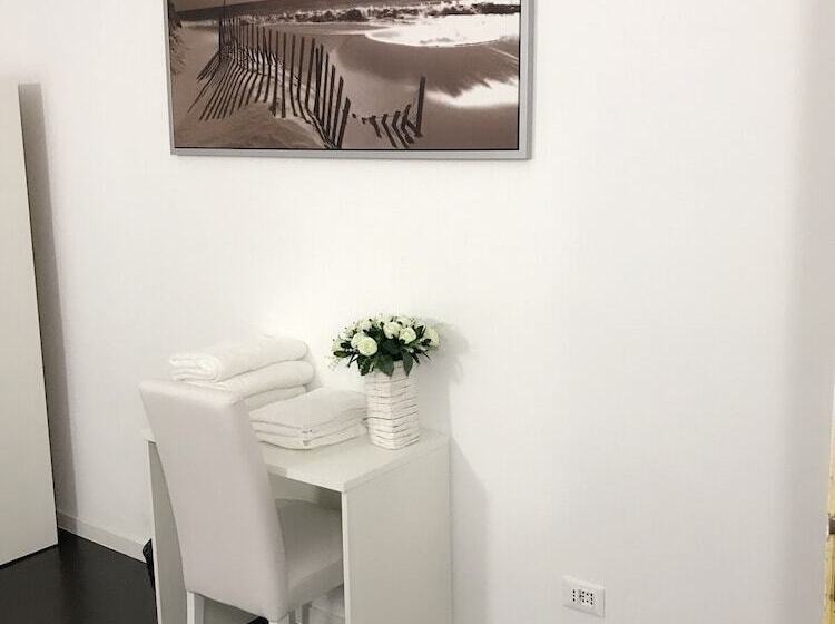 バス共有のスタンダードルーム, Vacation Venice Rooms