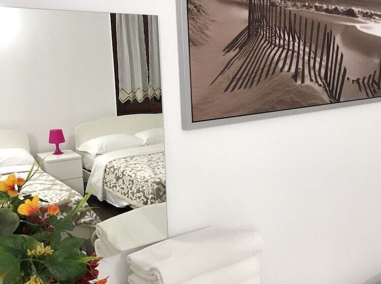 バス共有のスタンダードルーム, Vacation Venice Rooms