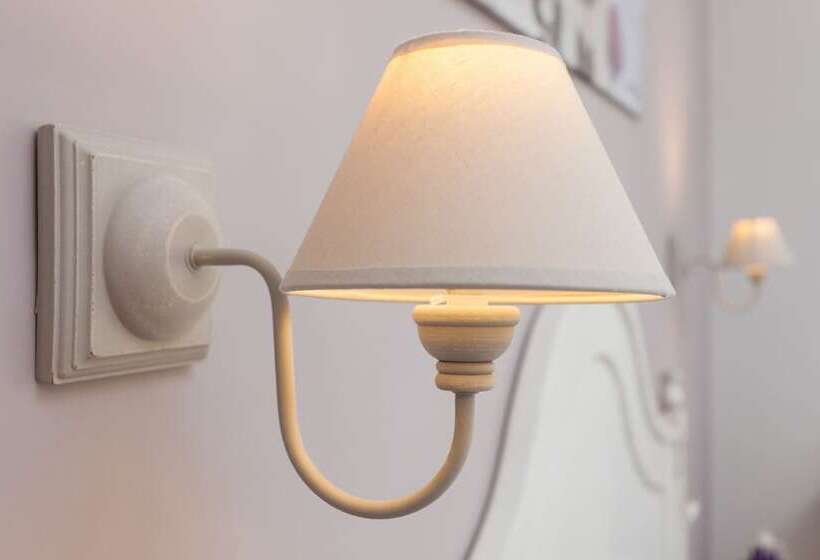 Standard room with outdoor bath, B&b Vatican's Keys