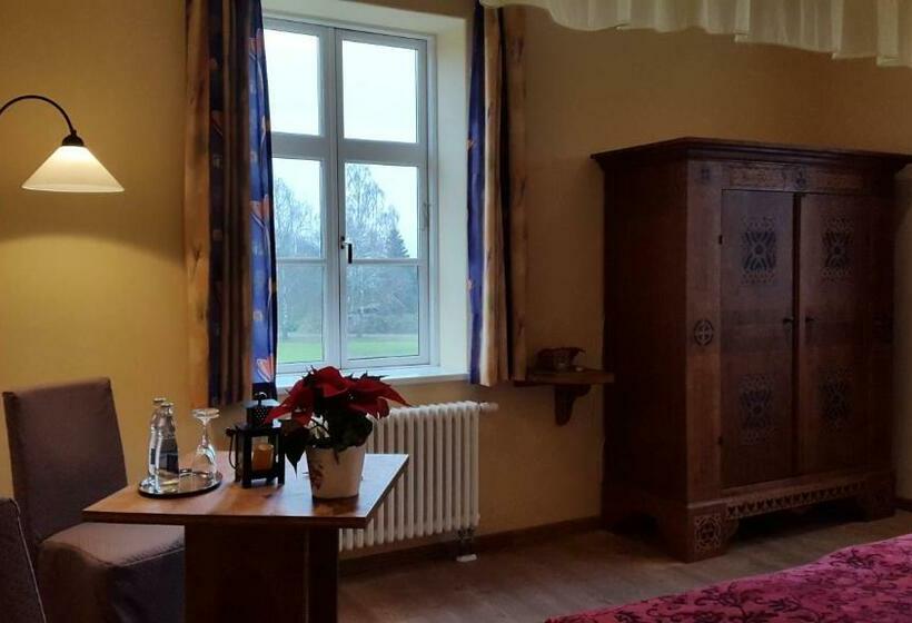 Номер Стандарт, Burghotel Stargard