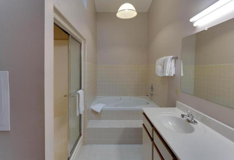 ３ベッドルームアパートメント, Chalet High