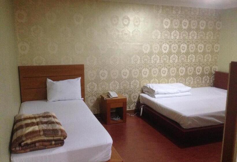 Номер Superior, Daegu Goodstay Herotel