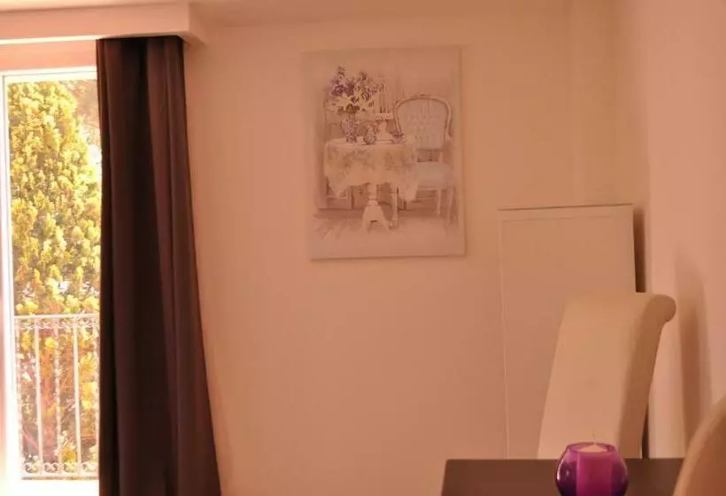 デラックストリプルルーム, Agrihotel Croce Vallone