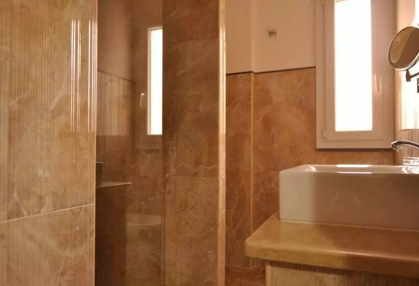 コンフォートトリプルルーム, Agrihotel Croce Vallone
