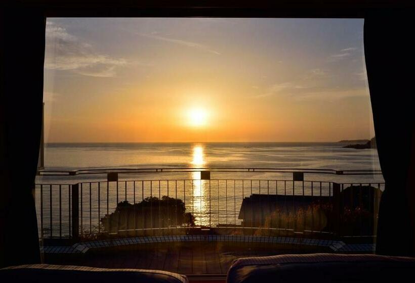 Люкс, Auberge Fontaine Bleau Atami