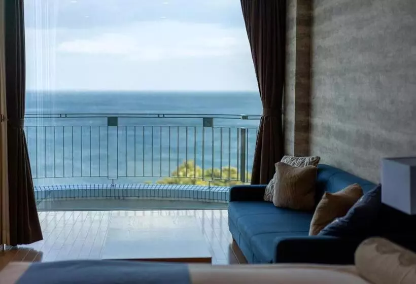 سوییت سوپریور, Auberge Fontaine Bleau Atami