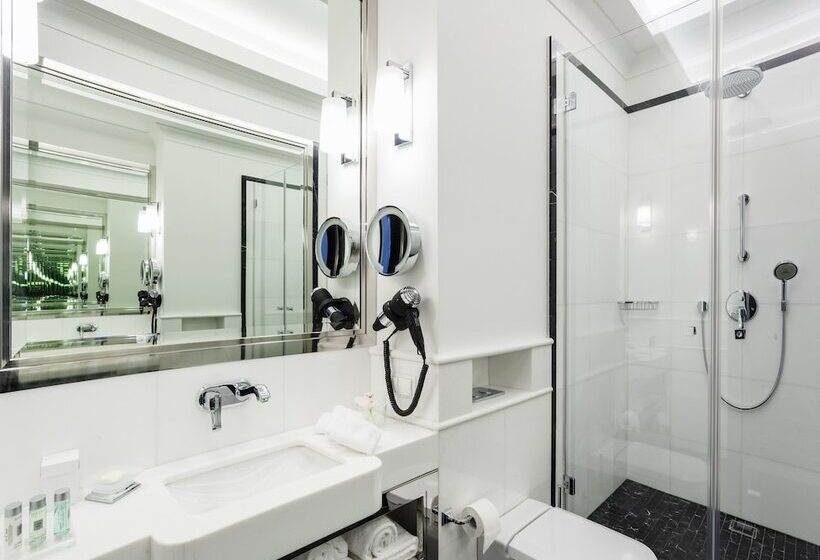 수피리어 룸, Bellotto