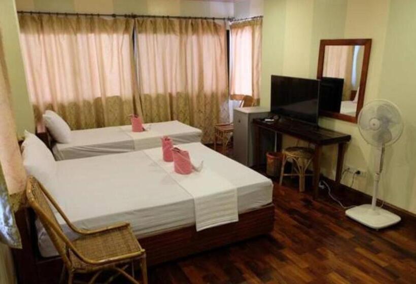 家庭间, El Nido Beach