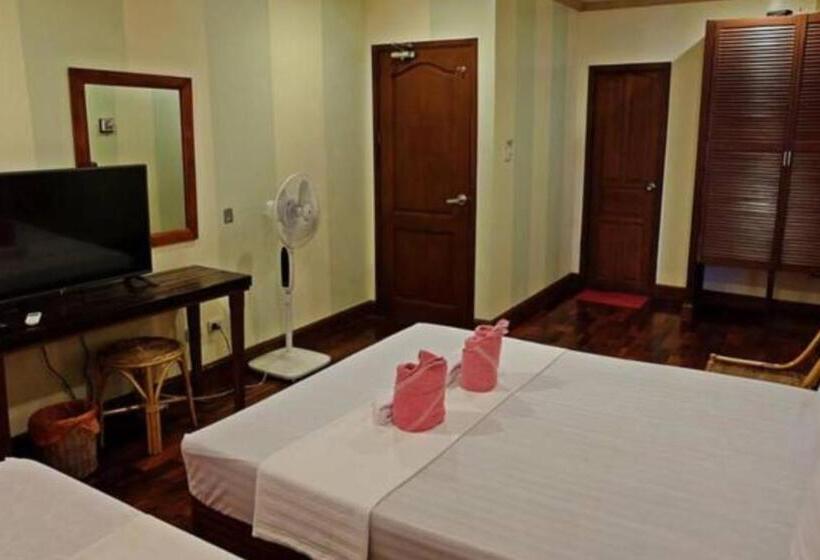 家庭间, El Nido Beach