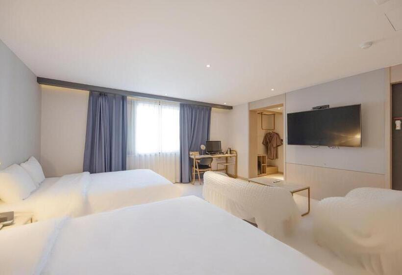 سوییت لوکس, 25 Seomyeon