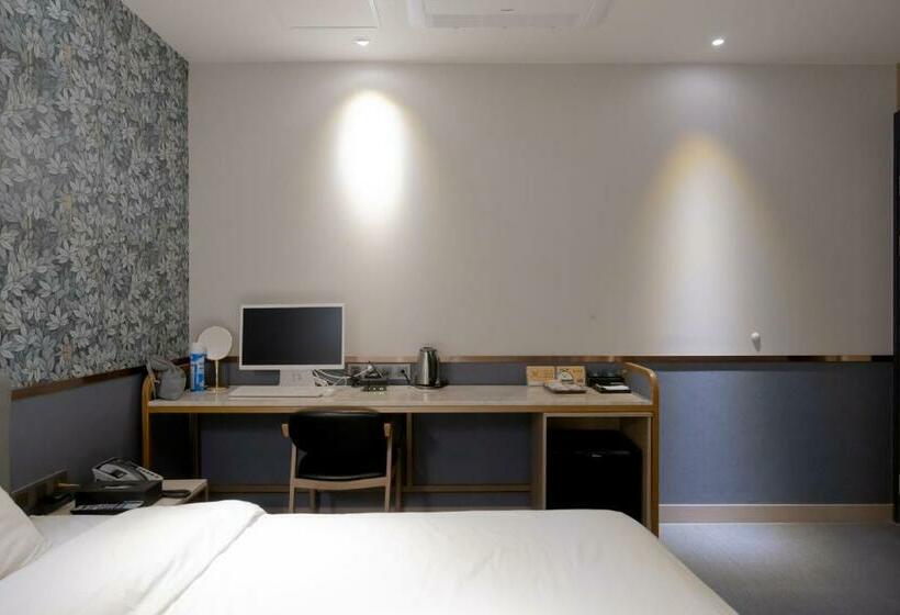 اتاق استاندارد, 25 Seomyeon