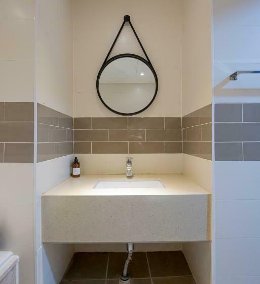 اتاق استاندارد, 25 Seomyeon