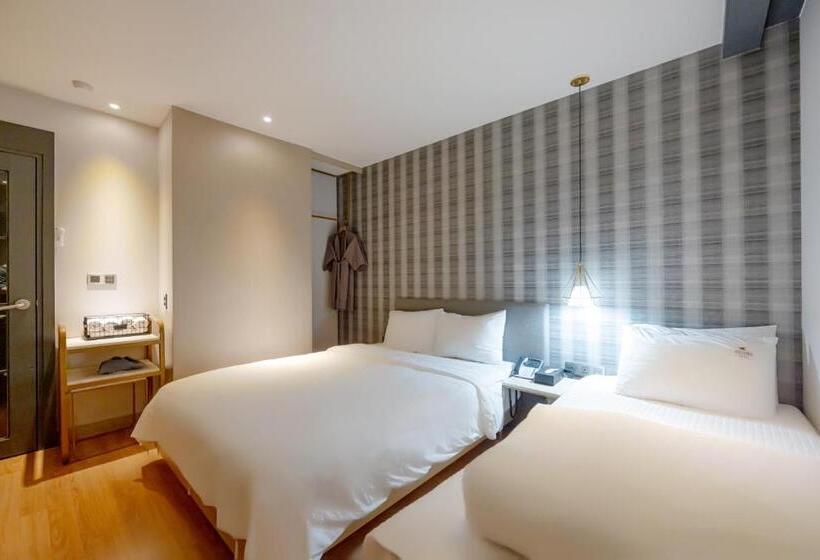 اتاق لوکس, 25 Seomyeon