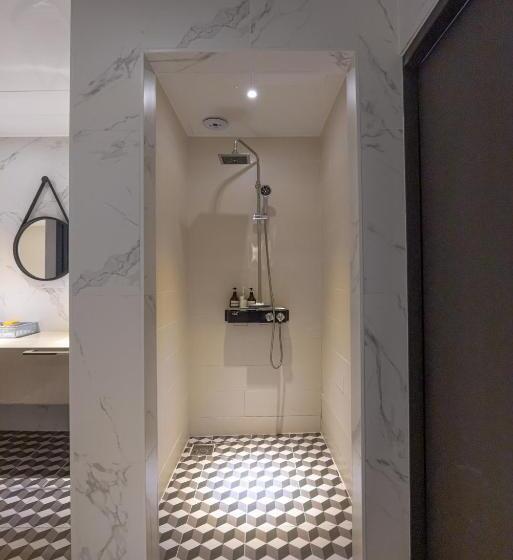 سوییت لوکس, 25 Seomyeon