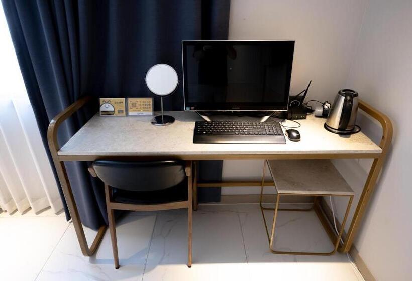 سوییت لوکس, 25 Seomyeon