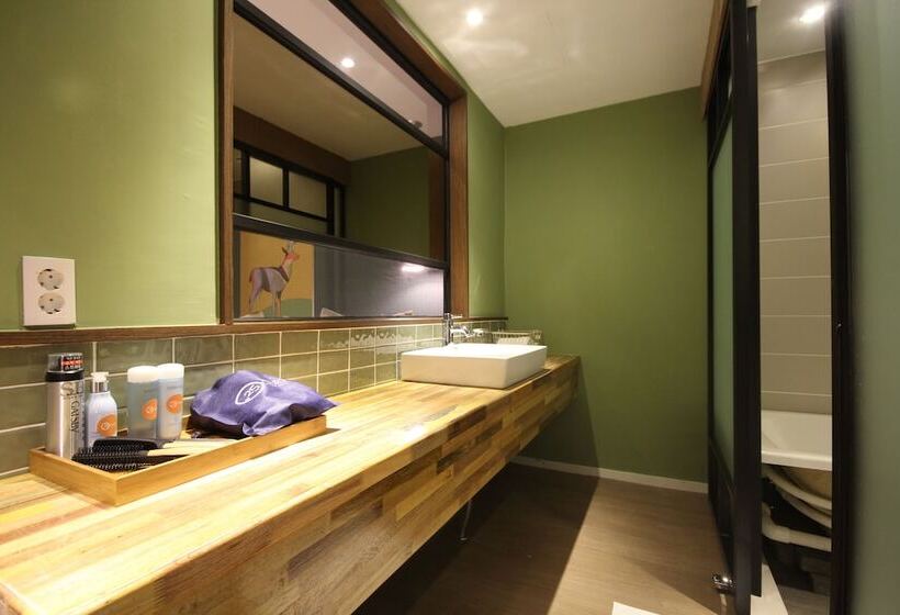 اتاق استاندارد, 25 Seomyeon