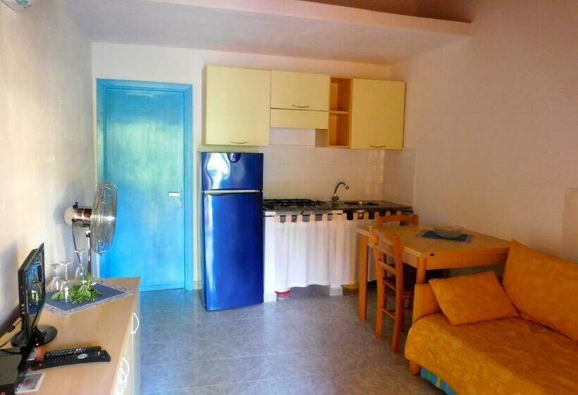 شقة غرفة واحدة, Residence La Pineta