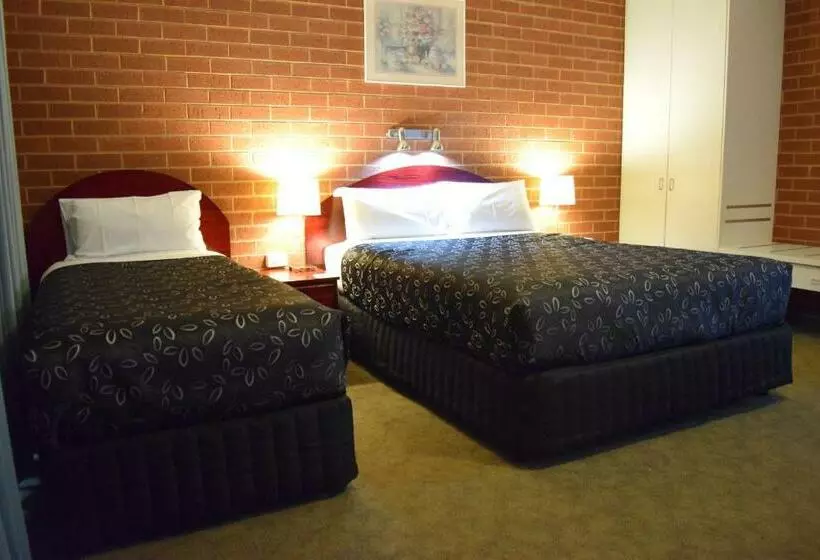 ファミリーステューディオ, Barooga River Gums Motor Inn