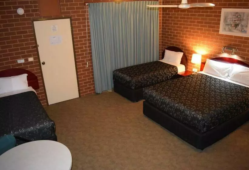 ファミリーステューディオ, Barooga River Gums Motor Inn