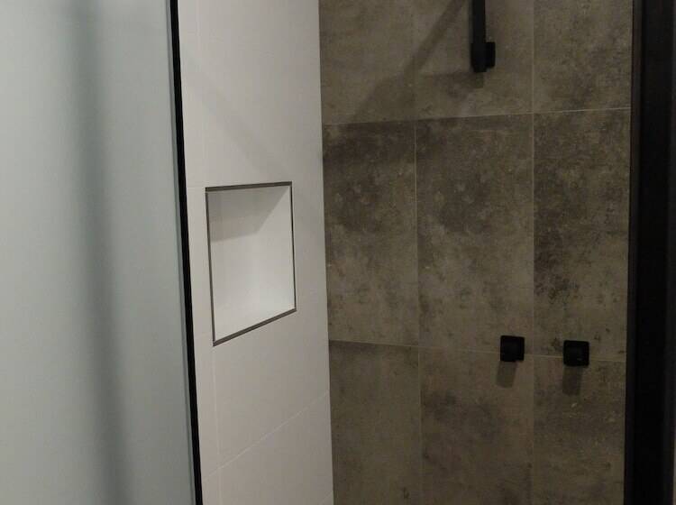 إستوديو ديلوكس, Barooga River Gums Motor Inn