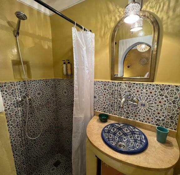 Quarto standard, Riad Andalla