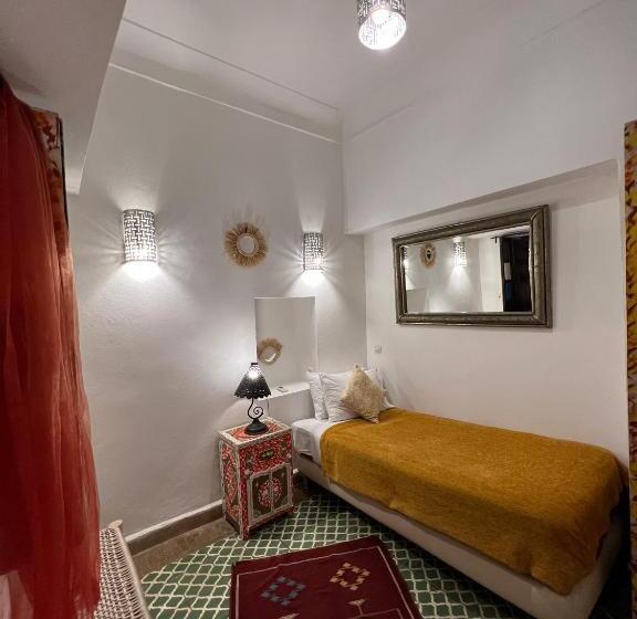 اتاق استاندارد یک نفره, Riad Andalla