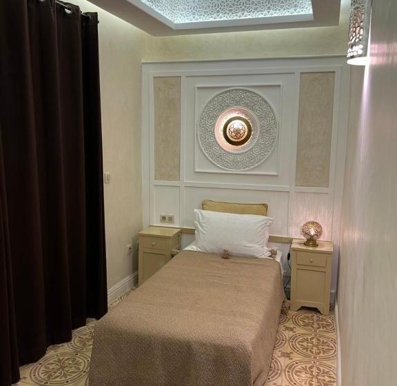 Quarto standart individual, Riad Andalla